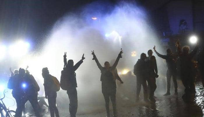 Scuffles, water cannon at final anti-G20 march in Hamburg