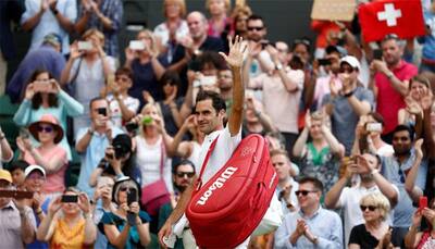 Roger Federer eases into 15th Wimbledon quarter-final 
