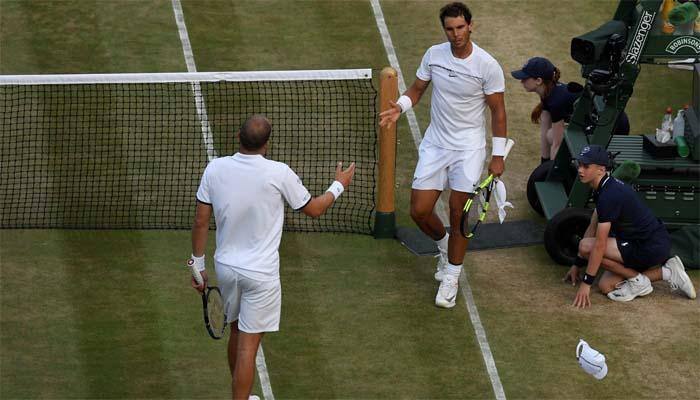 Wimbledon 2017: Rafael Nadal loses five-set epic to Giles Muller in fourth round
