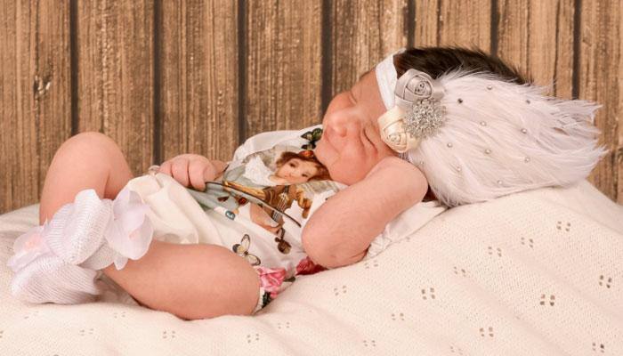 Adnan Sami shares daughter Medina's FIRST PICTURES and she looks like an angel!