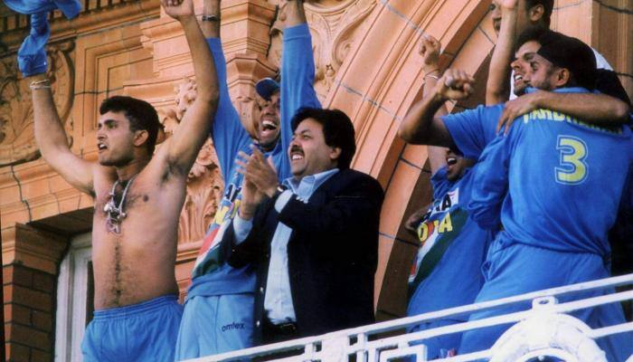 WATCH: On this day in 2002, India won NatWest series in a nail-biting final as Sourav Ganguly waived shirt in Lord&#039;s balcony