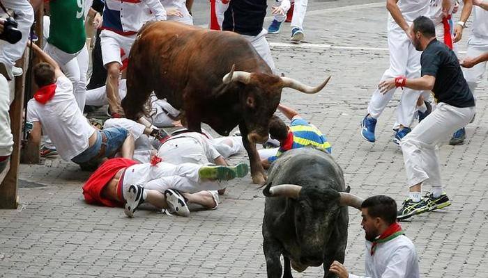 At least 10 hurt in Pamplona''s final bull run of 2017