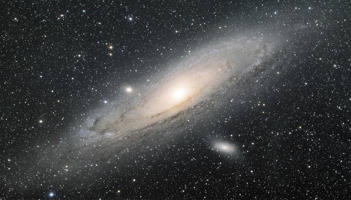 Scientists discover distant galaxy 1,000 times brighter than Milky Way