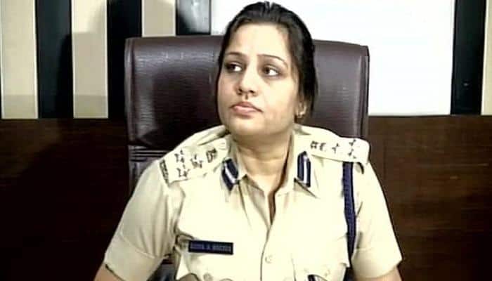 DIG Prisons D Roopa who exposed VIP treatment to Sasikala in Bengaluru jail transferred to traffic department
