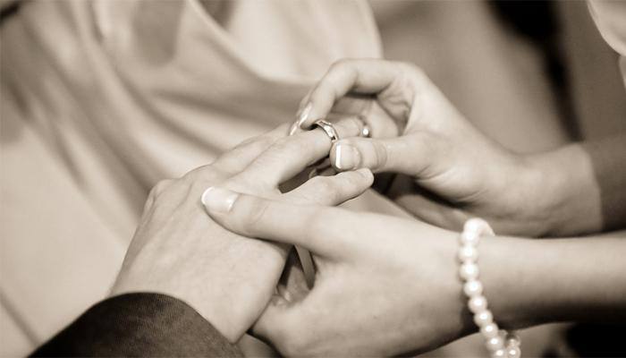 Average age for marriage increased from 2001 to 2011: Government