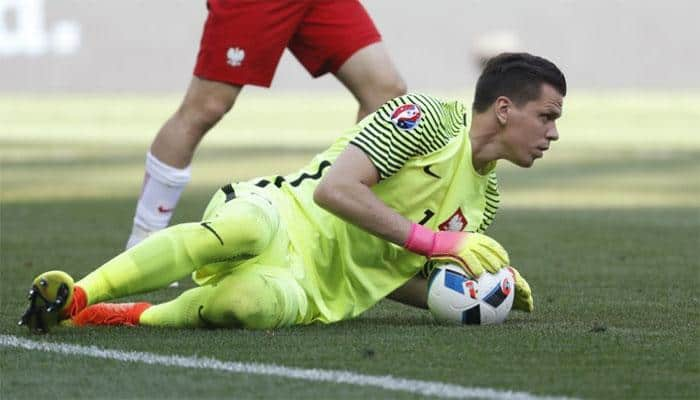 Juventus sign Arsenal goalkeeper Wojciech Szczesny on four-year contract