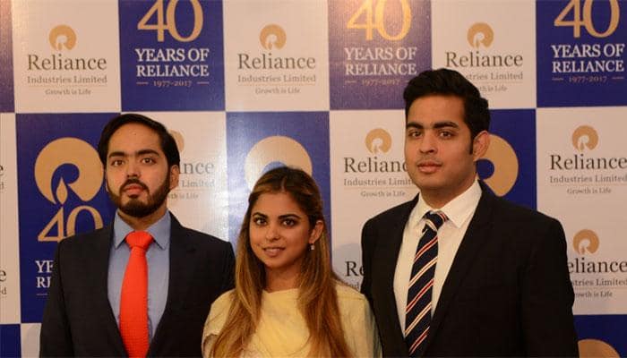 Ambani scions Akash, Isha debut before RIL shareholders