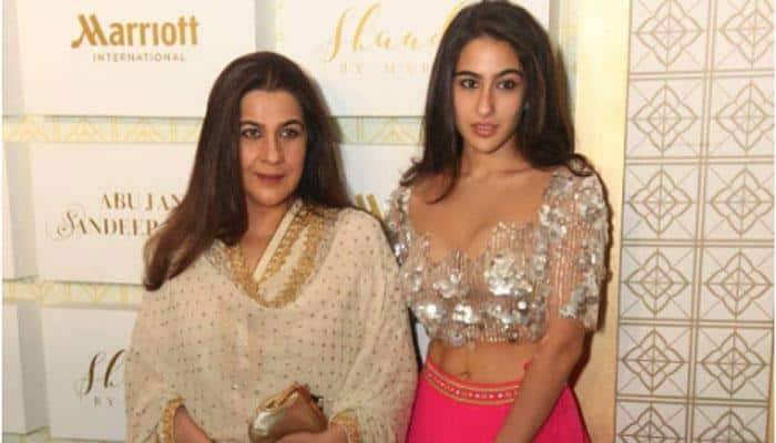 Sara Ali Khan looks breathtaking and so Bollywood ready at Abu Jani-Sandeep Khosla &#039;Wedding Special&#039; fashion show! PICS