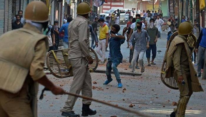 Terror funding in Kashmir: Son-in-law of Syed Ali Shah Geelani, 6 other separatist leaders arrested by NIA