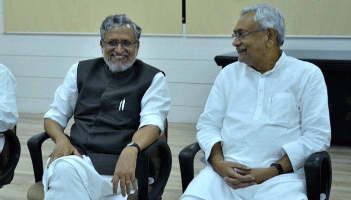 Rift in JD(U) over aligning with BJP: Sharad Yadav not kept in loop by Nitish, say senior leaders