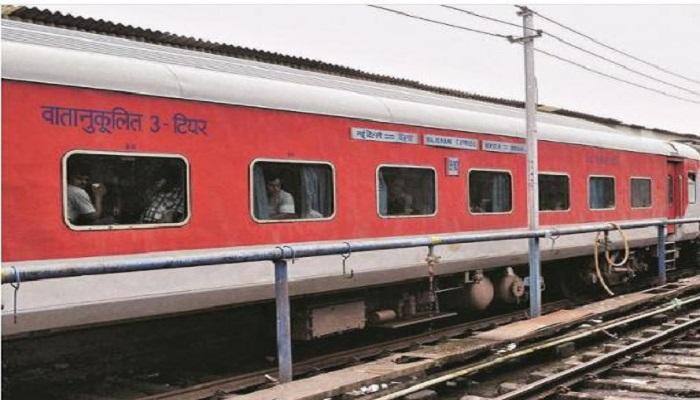 Railways plans to do away with providing blankets in AC coaches after CAG report