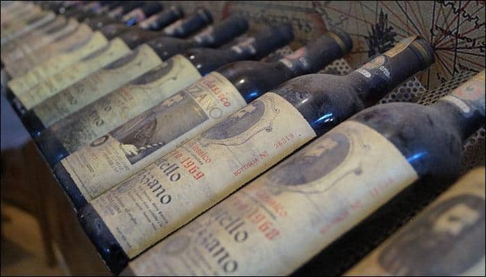 Corked bottles or screw capped? Oxford scientists set to find out which wine tastes better!