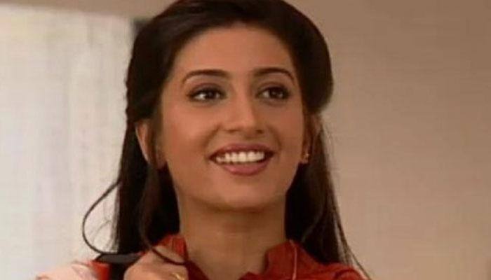 Smriti Irani's throwback pic with hubby Zubin will take you on nostalgia trip right away!