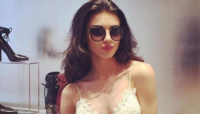 Baahubali actress Scarlet Wilson's co-star tried to misbehave and what she did next will hit you hard!