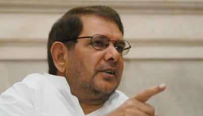 Disappointed with Nitish Kumar's decision to split 'Grand Alliance', Sharad Yadav may float a new party soon