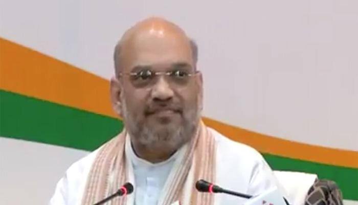 Amit Shah mocks Rahul, says Mahatma Gandhi wanted Congress dissolved post Independence, another Gandhi doing it now
