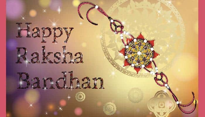 Raksha Bandhan 2017: These amazing Rakhi gifts will definitely bring a smile on your sister&#039;s face