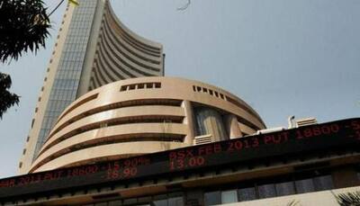 Sensex slips below 32,000-mark on weak global cues