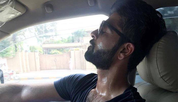 Pakistani fans roast &#039;drama queen&#039; Ahmed Shehzad for sharing post-workout picture