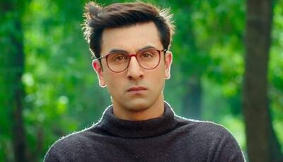 Ranbir Kapoor stands by 'Jagga Jasoos' team, disagrees with father