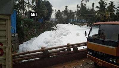 Bengaluru: Bellandur Lake again spills toxic foam