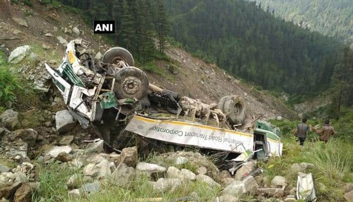 Himachal Pradesh: 3 dead, 4 injured after bus falls into gorge in Kullu