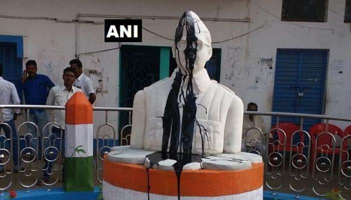 Netaji Subhash Chandra Bose&#039;s statue partly damaged, smeared with coal tar in Birbhum