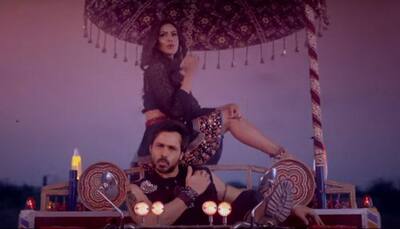 Baadshaho 'Socha Hai' song brings out Emraan Hashmi and Esha Gupta's sizzling chemistry! 