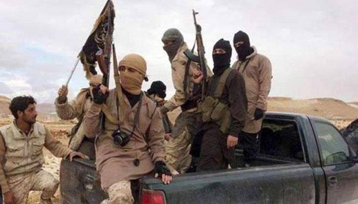 Islamic State fighters almost encircled in Syrian desert: Monitor
