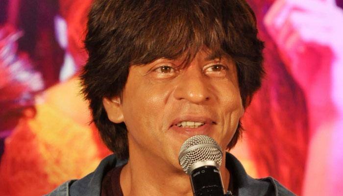 Shah Rukh Khan extends support to IFFI 2017, Smriti Irani grateful