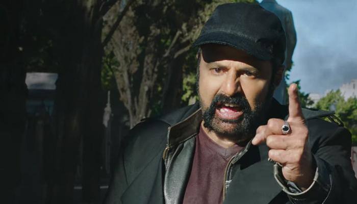 Balakrishna's 'Paisa Vasool' trailer takes Internet by storm - Watch