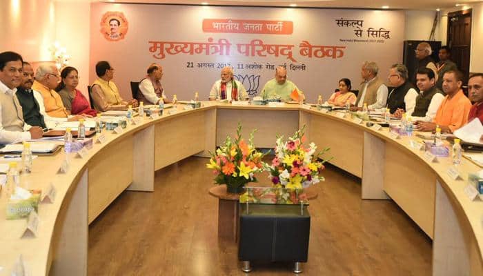 PM Narendra Modi asks BJP CMs to work in &#039;mission mode&#039; for &#039;New India&#039; by 2022