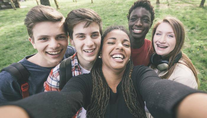 Strong adolescence friendship bond may boost mental health