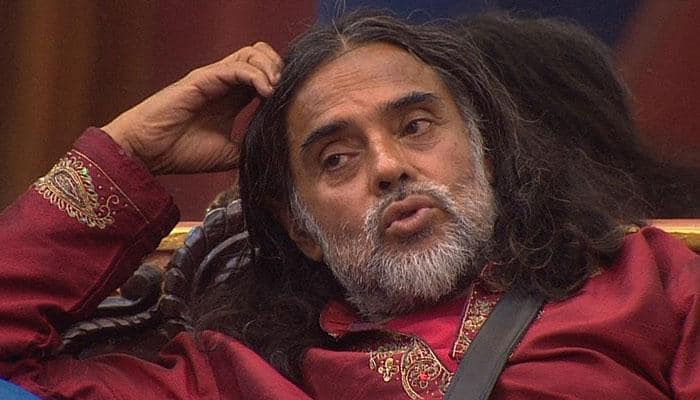 Former &#039;Bigg Boss&#039; contestant Swami Om attacked by angry mob over &#039;Triple Talaq&#039; comment