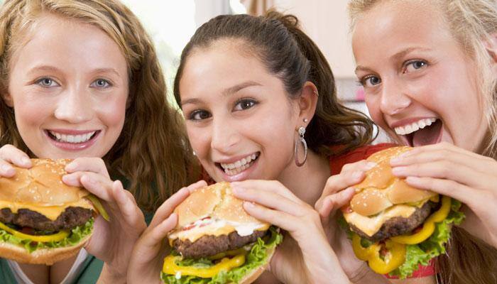 Here&#039;s the reason why teenagers are at high risk of obesity!
