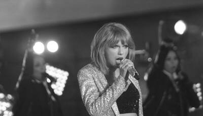 Taylor Swift drops new single at VMA's 2017