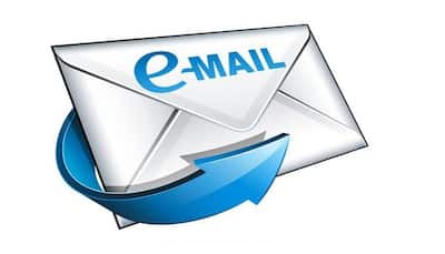 Govt announces email service for officials in English, Hindi