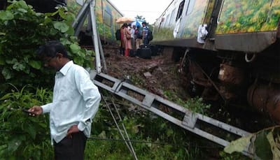 Nagpur Mumbai Duronto Express derailment: Central railway issue helpline numbers