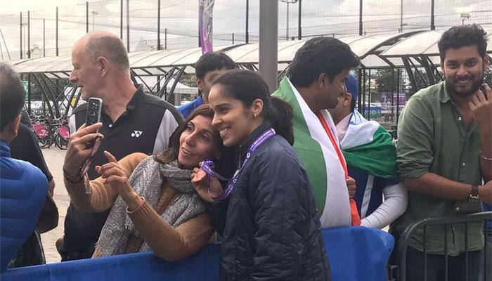 See pic: Carolina Marin's mom waited among fans for selfies with PV Sindhu, Saina Nehwal
