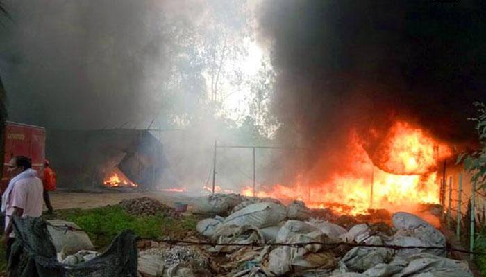 Fire breaks out at Raigarh&#039;s plastic factory