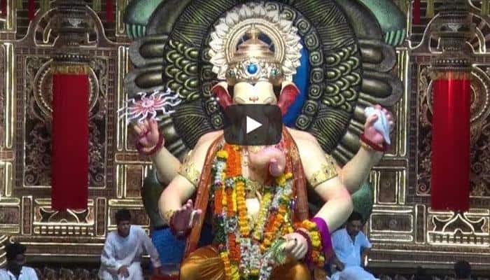 Ganpati Visarjan: Lalbaugcha Raja Live darshan 2017—Watch