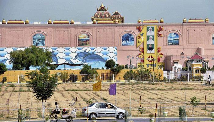 Court allows Haryana Police to conduct raid at Dera headquarters under retd judge's supervision