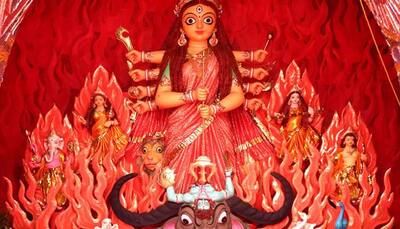 Navratri, Durga Puja 2017: TOP 10 SMS, WhatsApp messages for your loved ones!