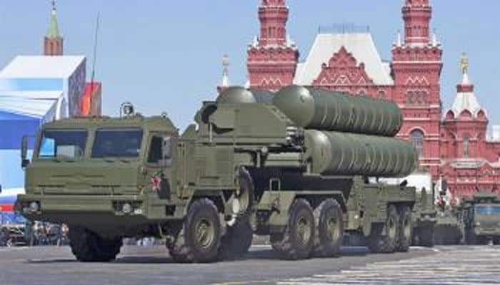 Turkey signs landmark Russian weapons deal
