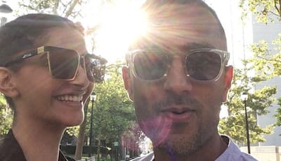 Sonam Kapoor and rumoured beau Anand Ahuja look cute as a button in latest selfies