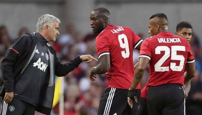 Romelu Lukaku set Wayne Rooney target by Jose Mourinho