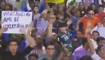 Virat Kohli ko ami se ijazat nai mili! Pakistani fans waved poster at Gaddafi Stadium