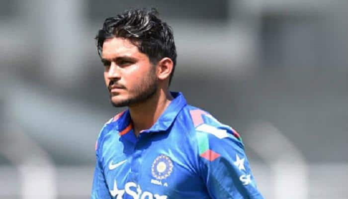 Watch: Manish Pandey gets out to Nathan Coulter-Nile in unexpected fashion  