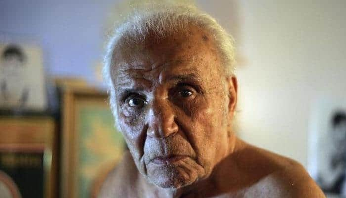 Jake LaMotta, real-life &#039;Raging Bull&#039; boxer, dies aged 95