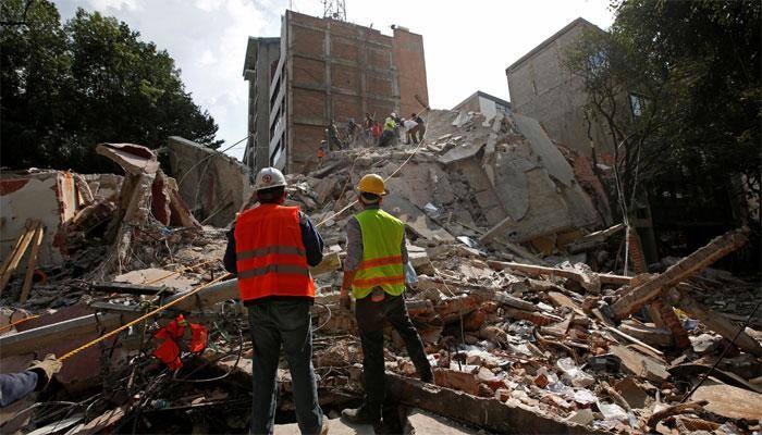 225 killed in massive Mexico earthquake, rescue efforts on